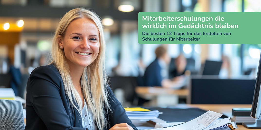 Eine Arbeiterin am Schreibtisch die eine Mitarbeiterschulung erstellt